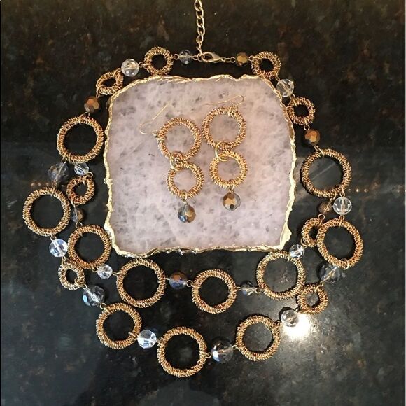 GOLD FOIL Loop Necklace & Earring Set! - Picture 1 of 9